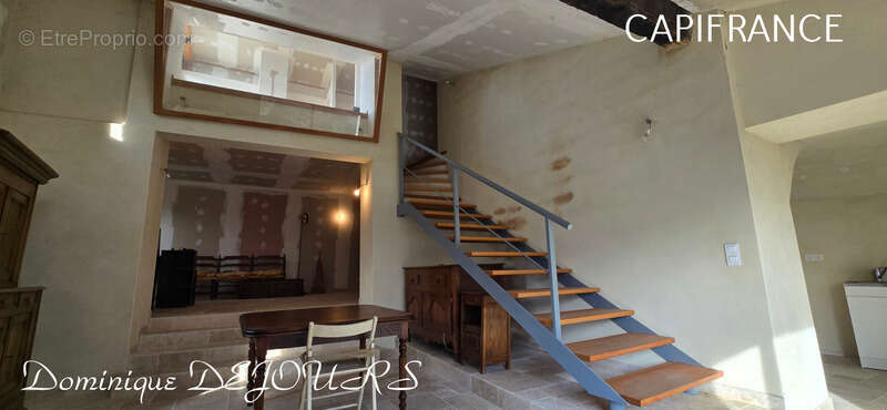 Maison à SAINT-MAURICE-EN-CHALENCON