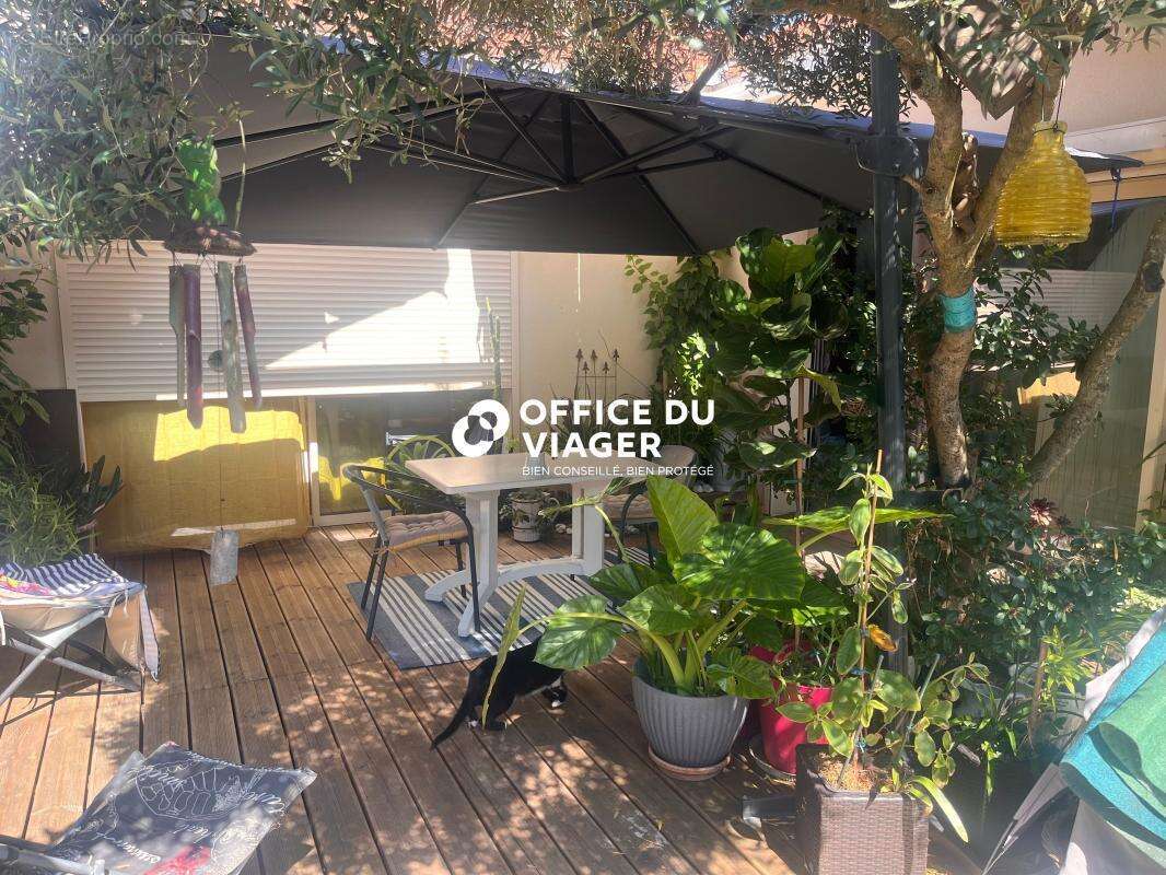 Maison - 5 pièces - 126 m² - photo 2