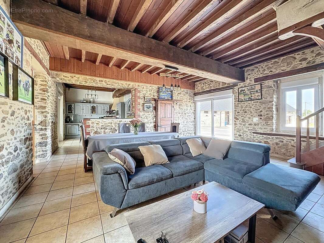 Photo 4 - Maison à CHATEAU-GONTIER