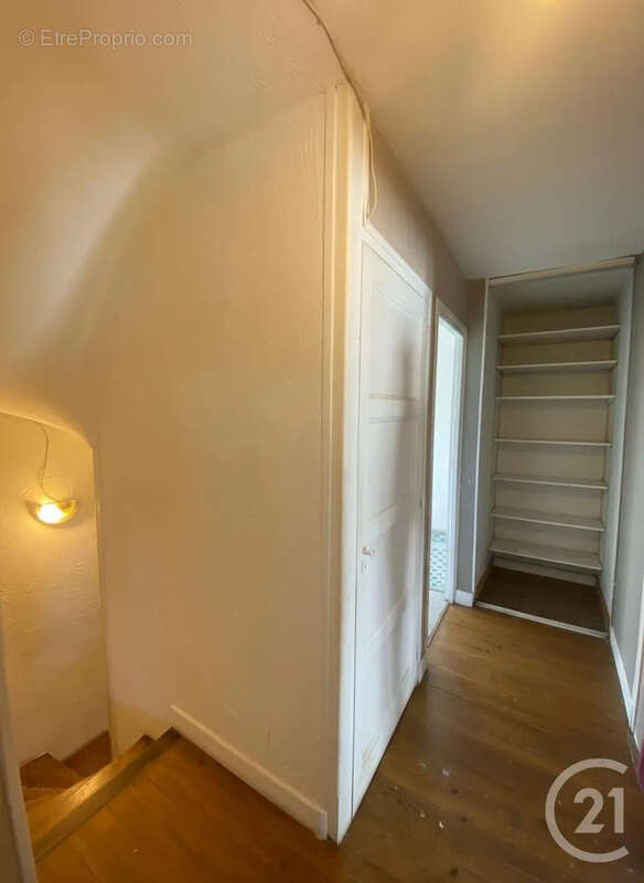Maison à MOISLAINS