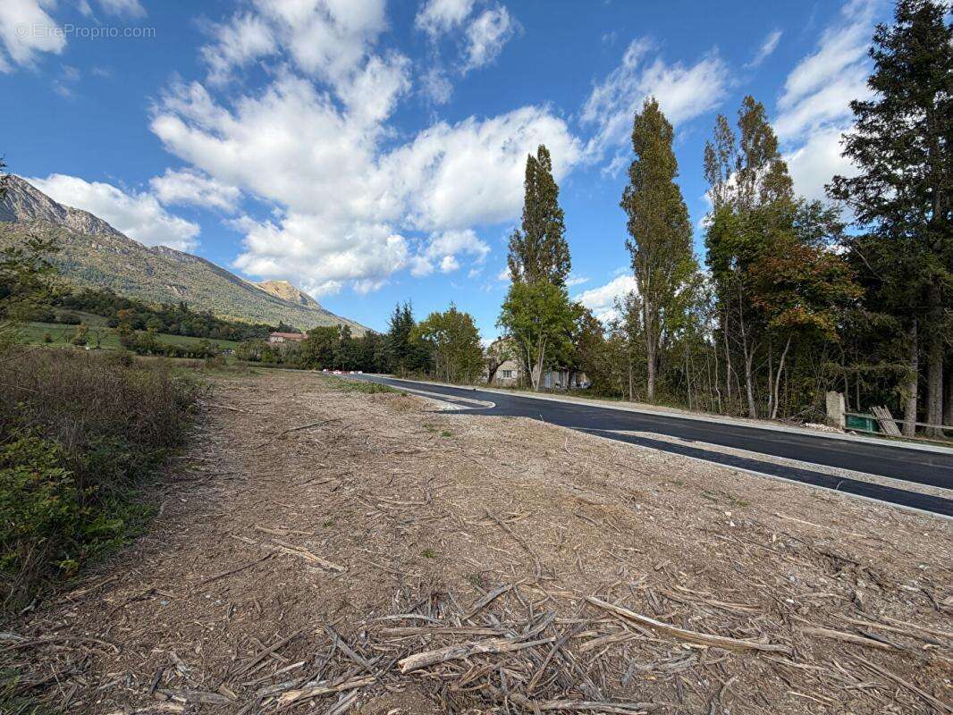 Terrain Gap 495 m2 - photo 2