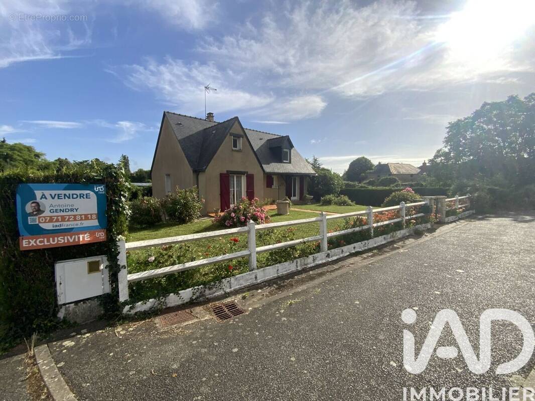 Photo 1 - Maison à PRECIGNE