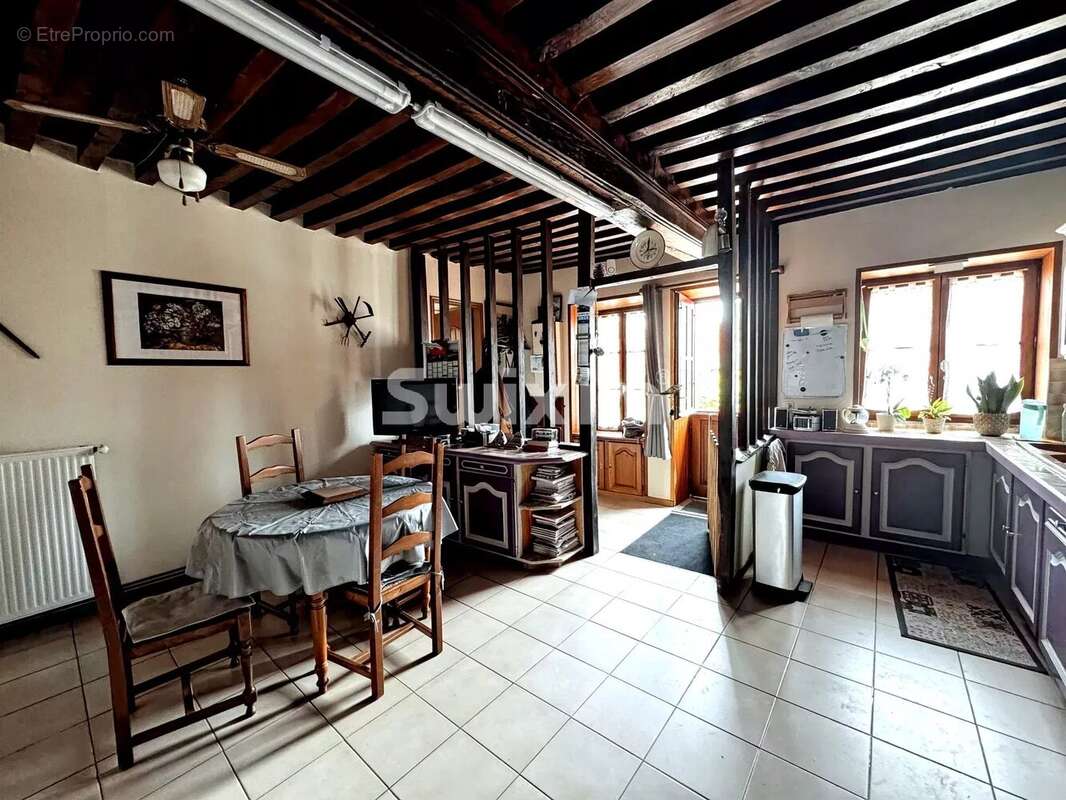 Maison à BAZOCHES