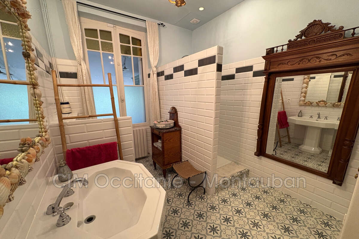 Maison à CASTELSARRASIN