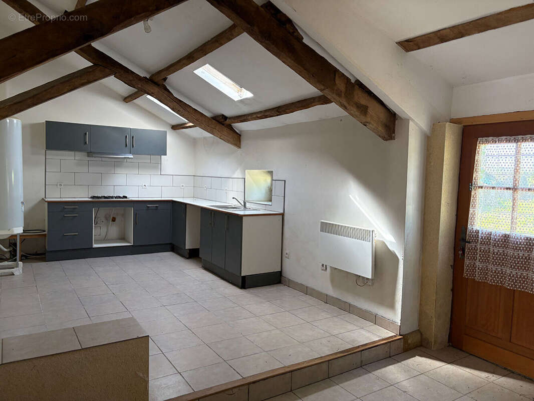 Maison à MOREAC