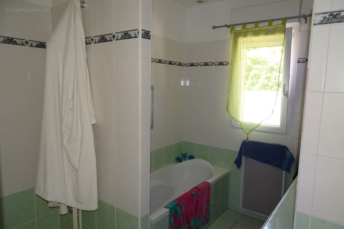 Maison à SAINT-PIERRE-SUR-ORTHE