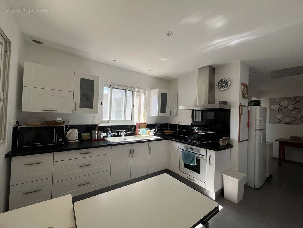 Maison à PEYRIAC-MINERVOIS