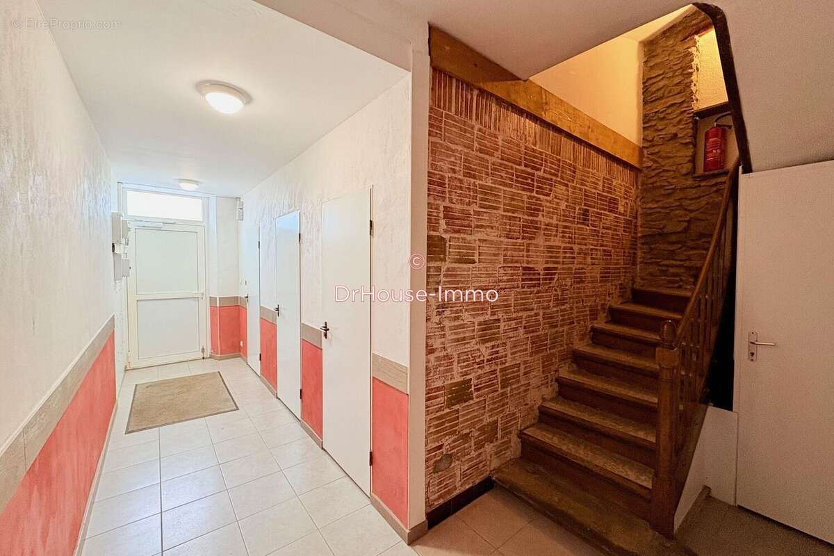 Appartement à TREBES