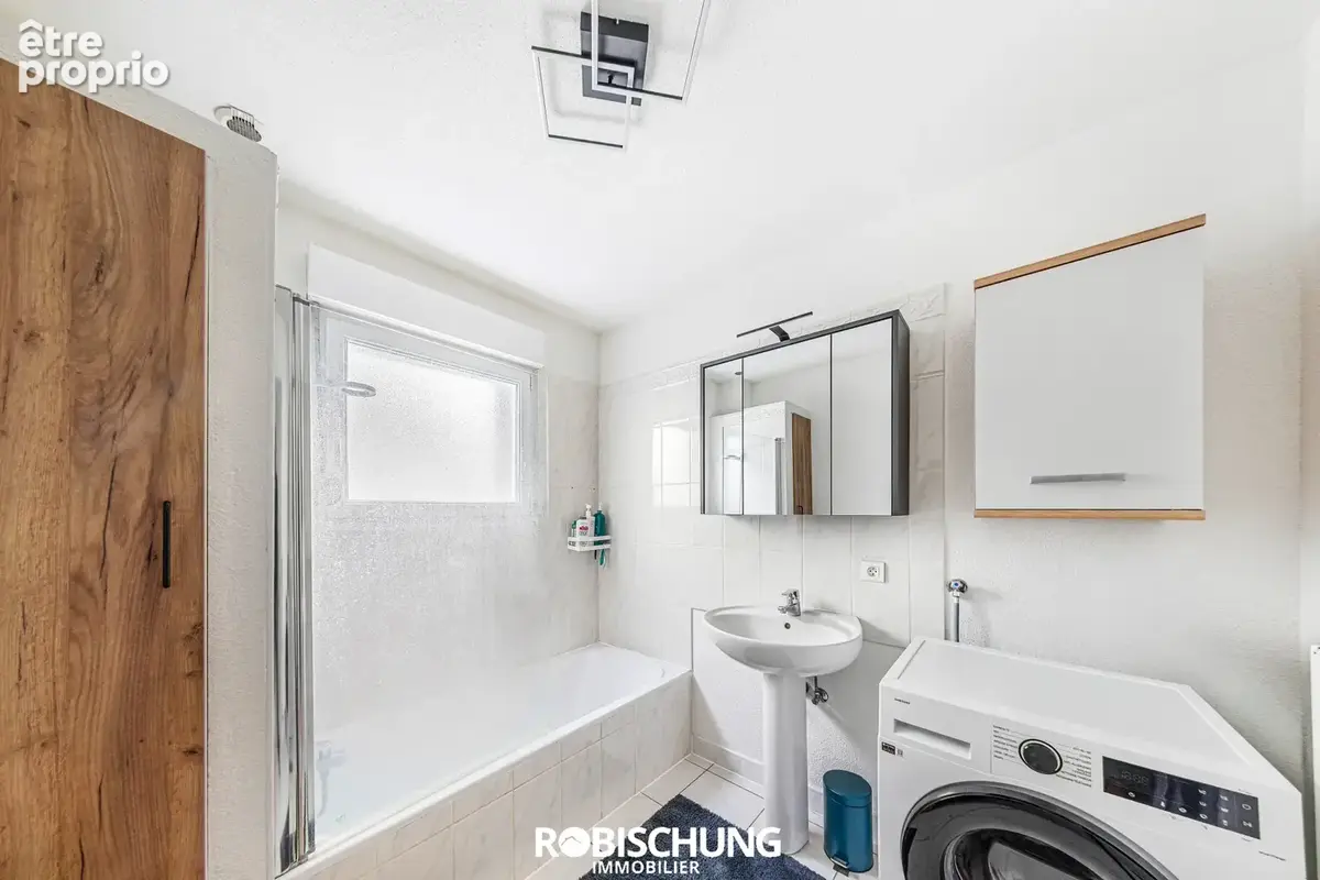PROCHE HIRSINGUE : Magnifique ensemble immobilier avec fort potentiel locatif - photo 16