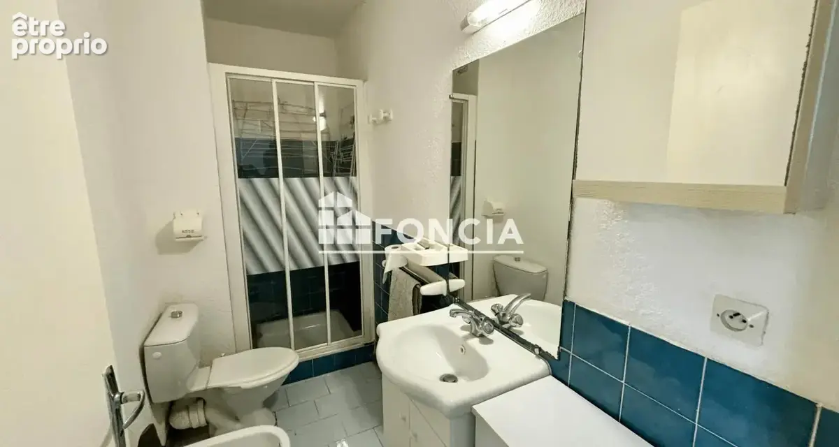 Studio canet centre avec balcon et place de parking - photo 4