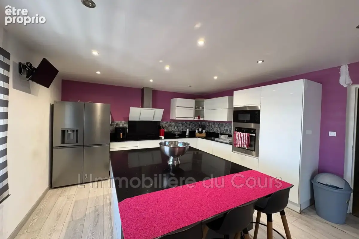 Maison 5 pièces 197 m² à vendre à Port-De-Bouc (13110) - photo 2