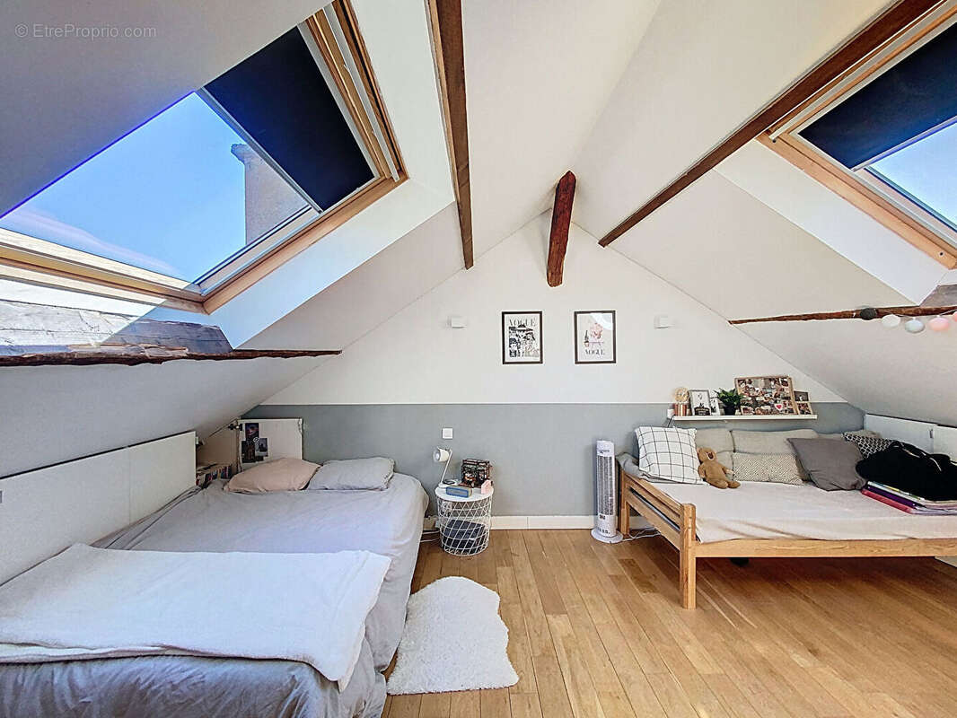 Appartement à SAINT-MAUR-DES-FOSSES