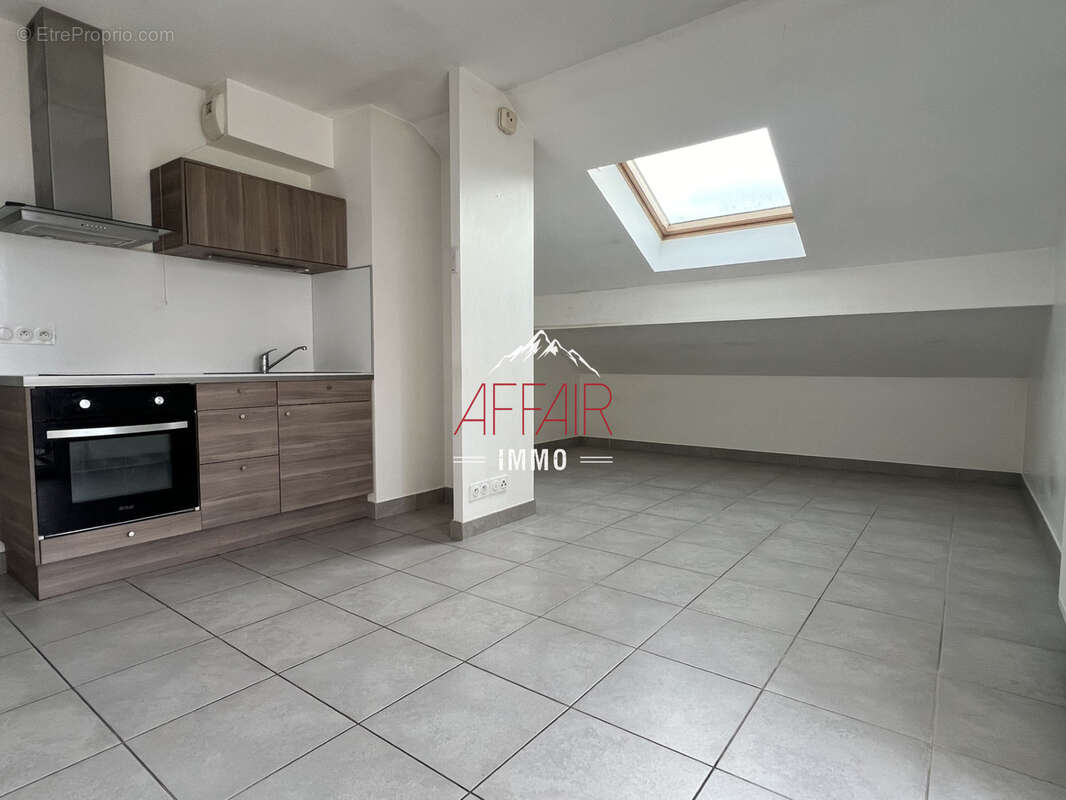 Appartement à VETRAZ-MONTHOUX