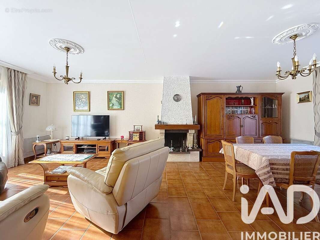 Photo 6 - Maison à YERRES