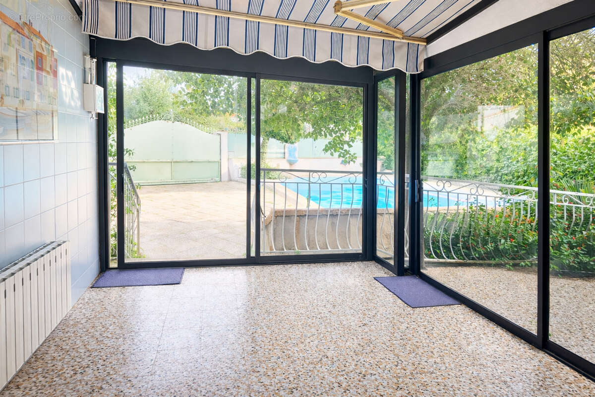 Maison à SIX-FOURS-LES-PLAGES