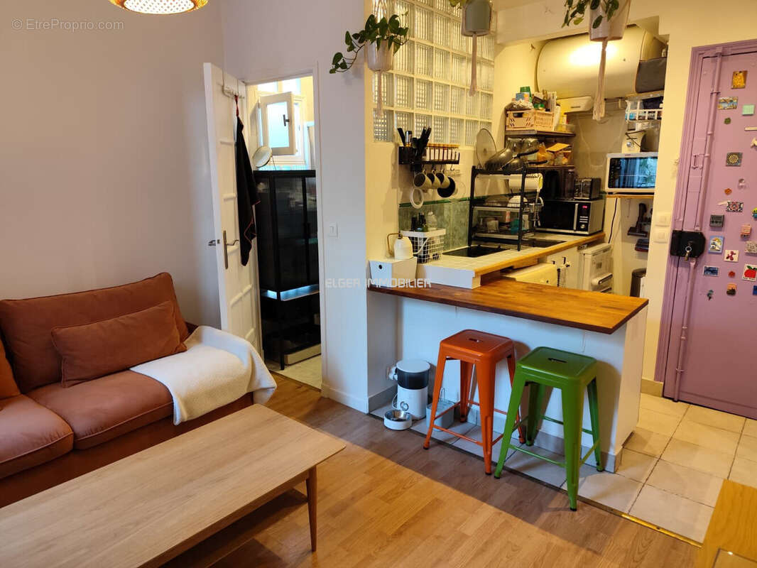 Appartement à PARIS-17E