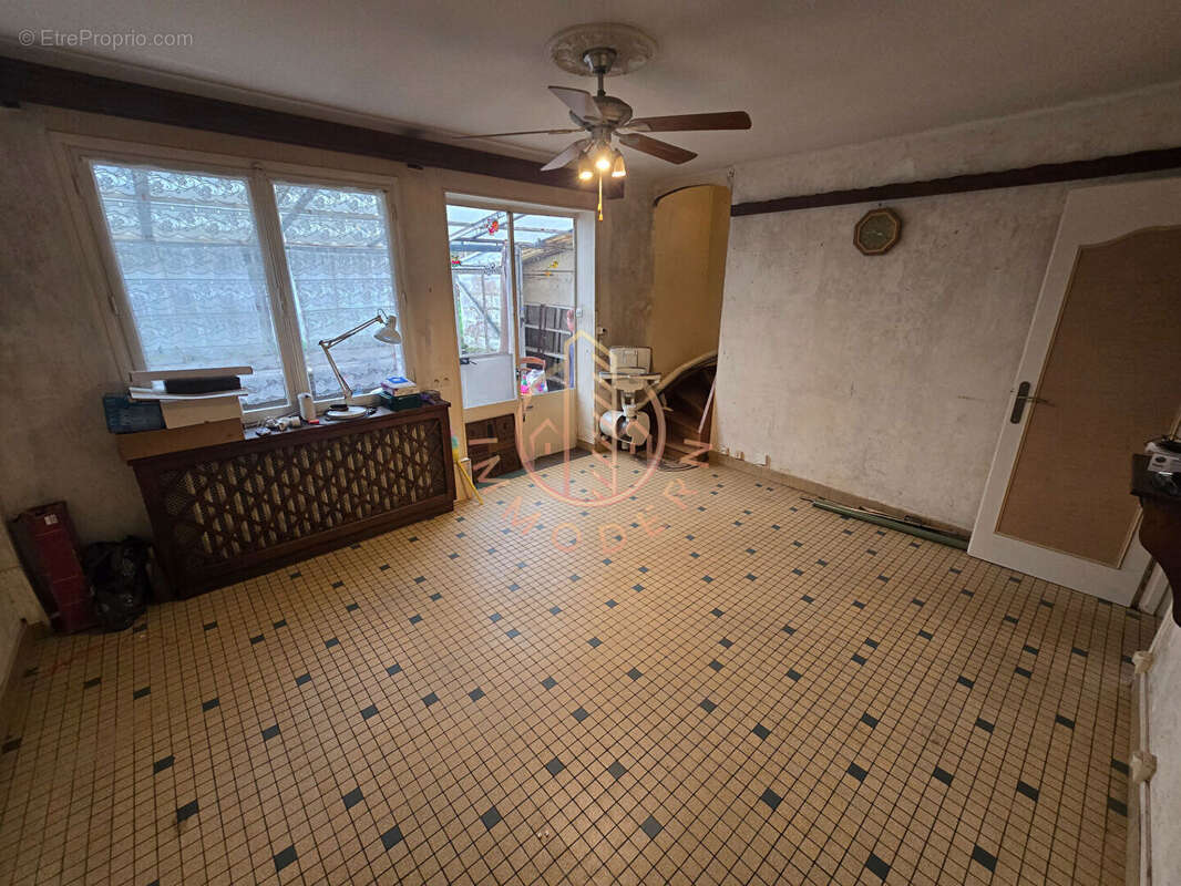 Maison à MARLES-LES-MINES