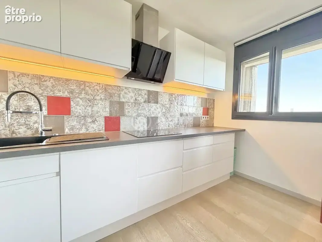 Courbevoie – 75 m² en étage élevé  terrasse, vue panoramique & tour eiffel - photo 3