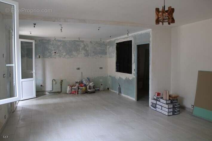 Maison à VILLEFAGNAN