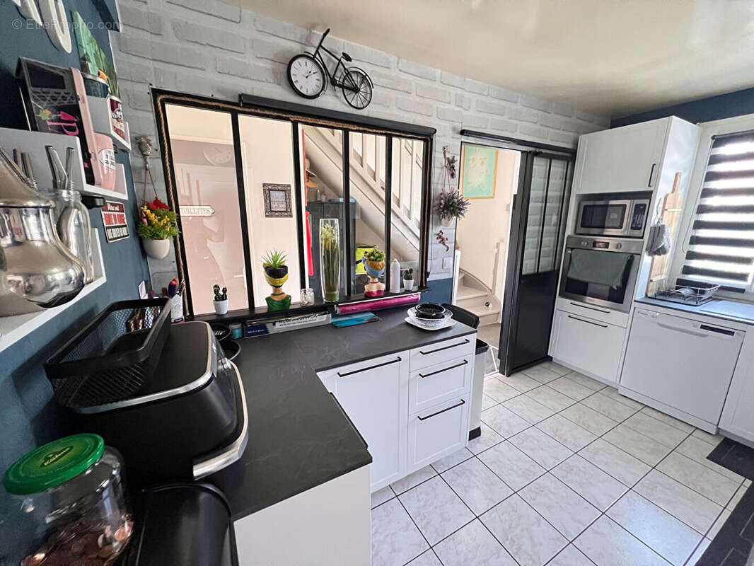 Maison 3 chambres, 1 bureau, garage, jardin - photo 6