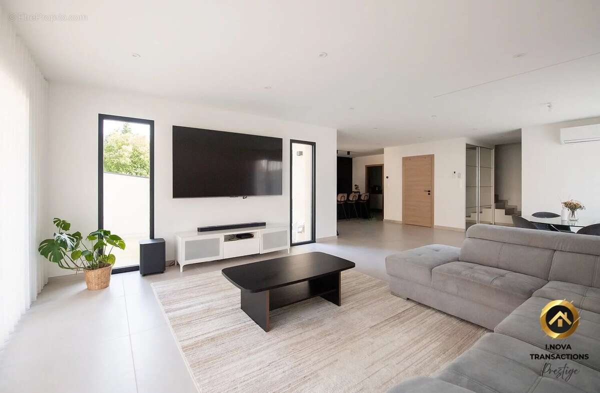 Maison à VILLEFRANCHE-SUR-SAONE