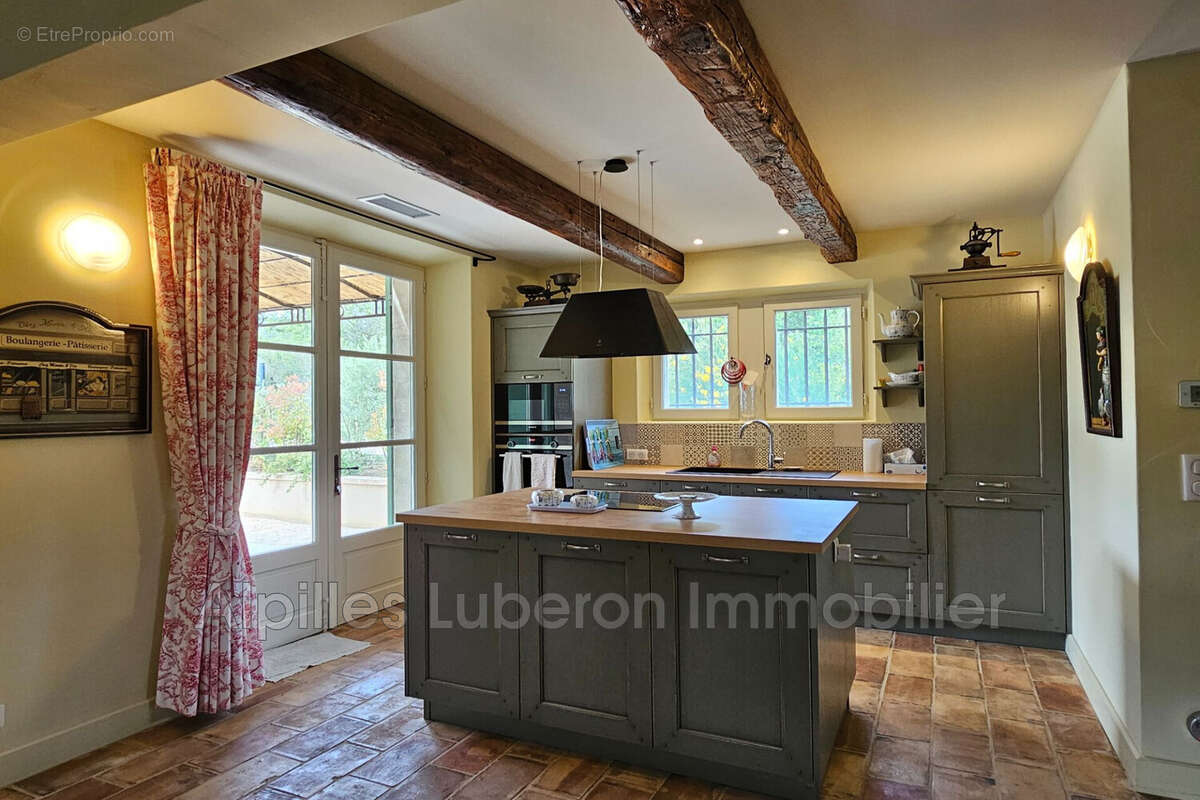 Maison à EYGALIERES