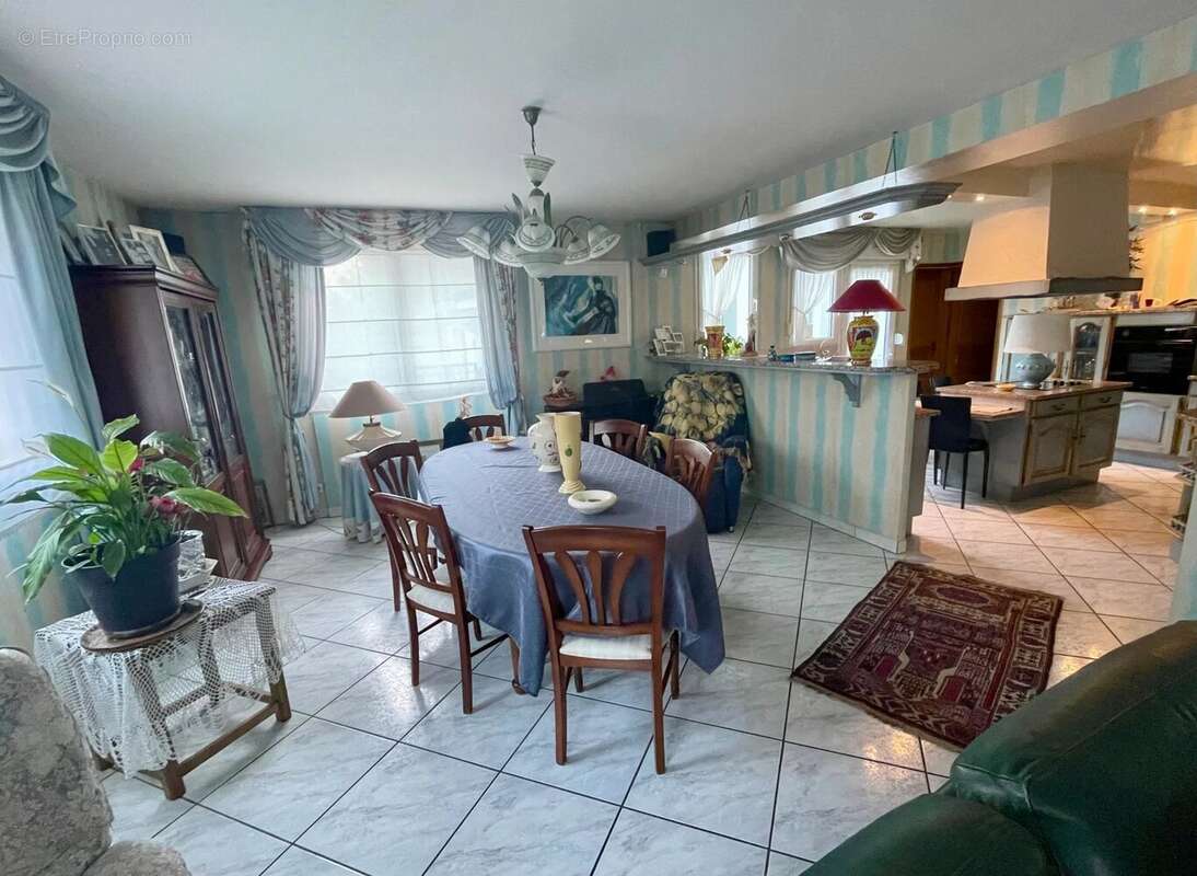 Maison à REHON