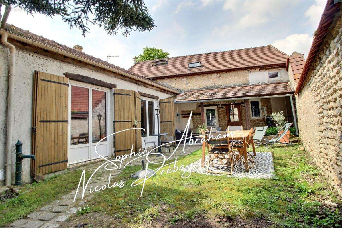 Maison à ANGERVILLE