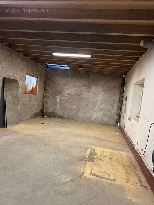 Commerce à VILLEMATIER