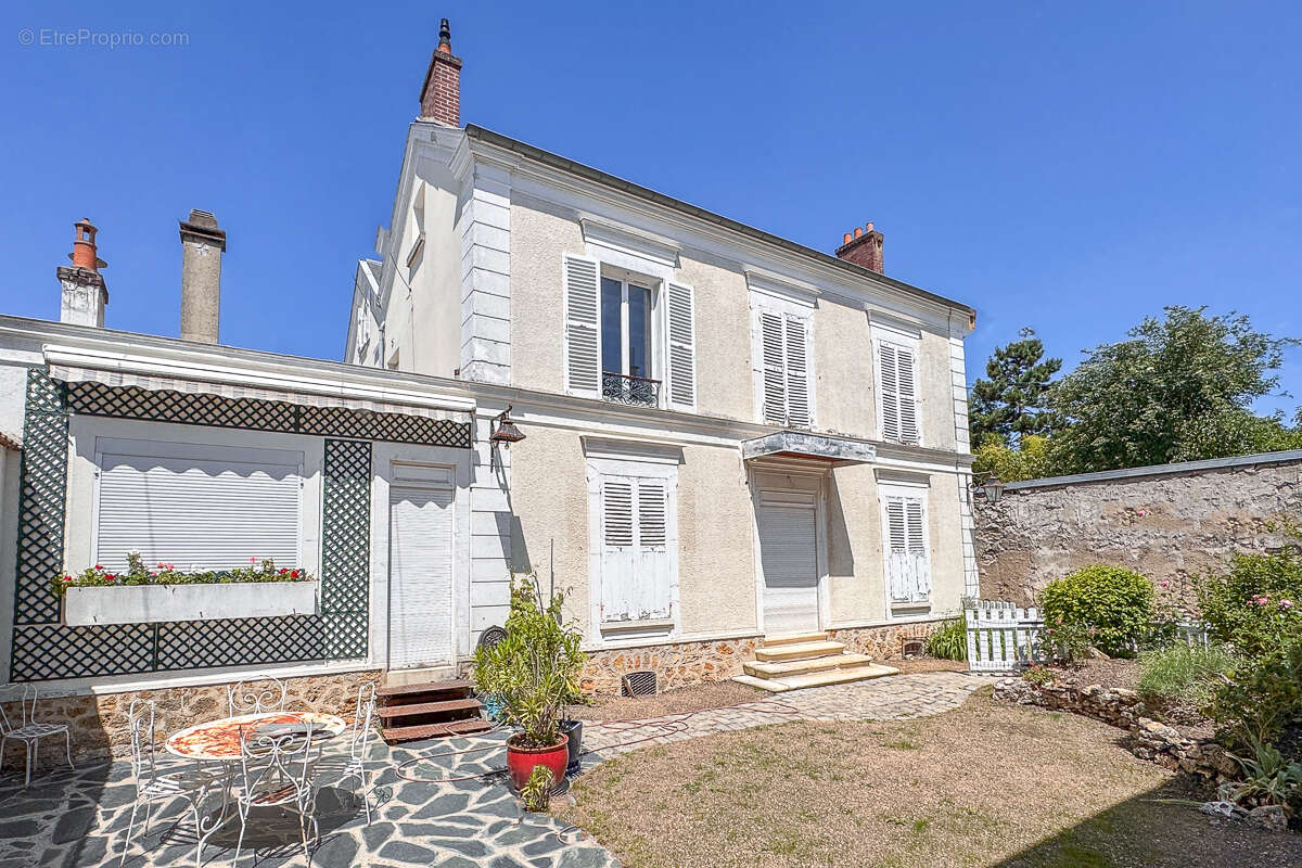 Appartement à LAGNY-SUR-MARNE