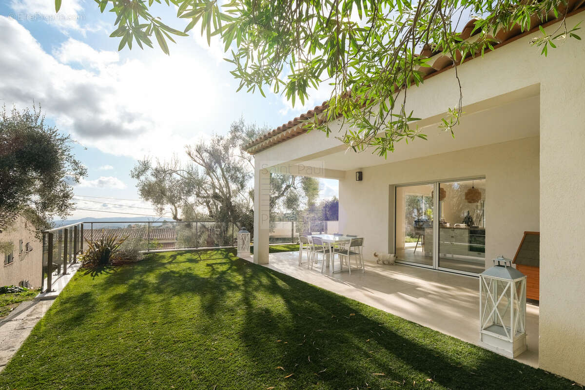 EXCLUSIVITE - TOURRETTES-SUR-LOUP - Maison vue mer panoramique - 147m2 - photo 9