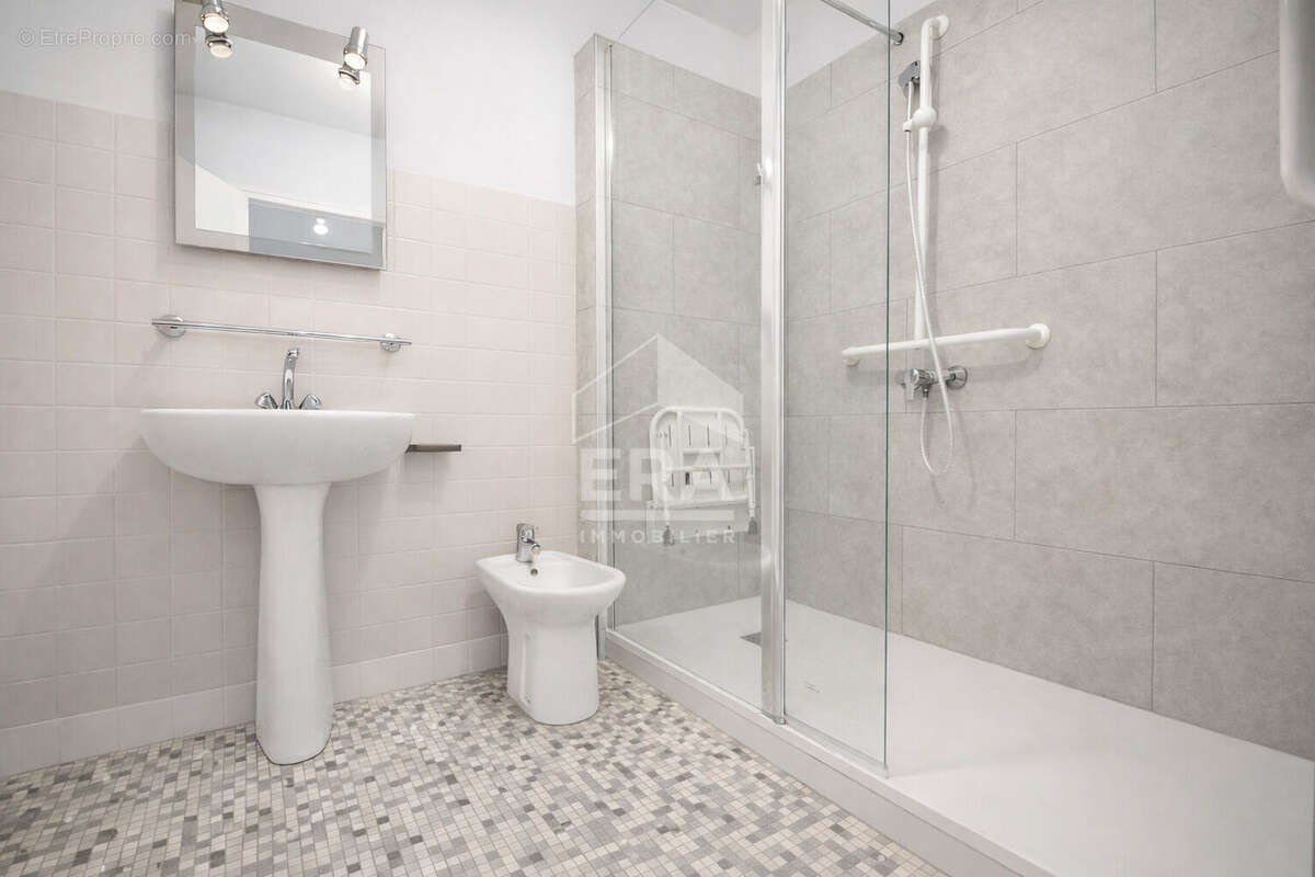 Appartement à ISSY-LES-MOULINEAUX
