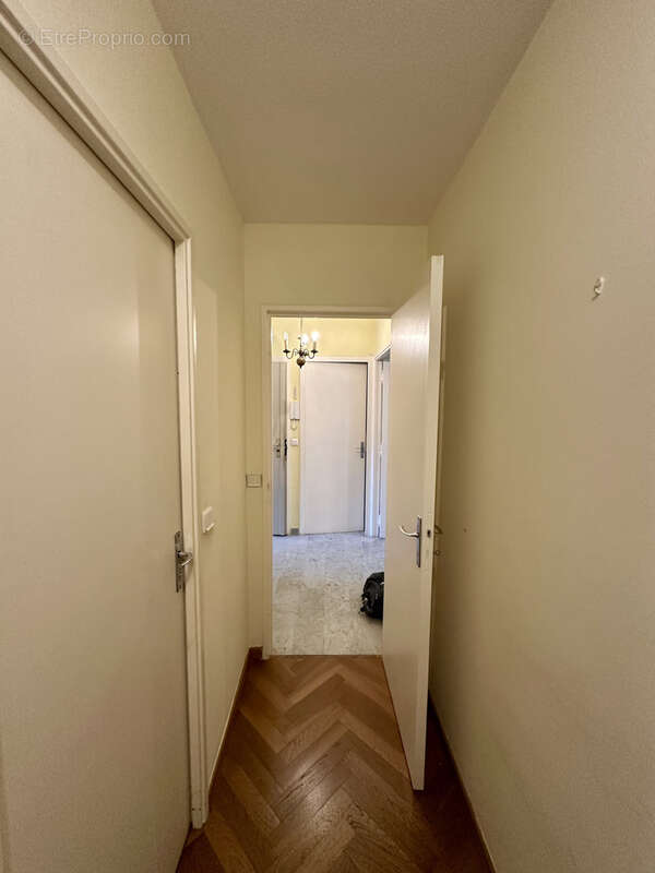 Appartement à MARSEILLE-8E