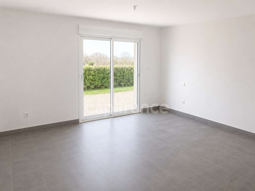 Maison neuve lumineuse – Plain-pied, 3 chambres, garage et terrasse - photo 7