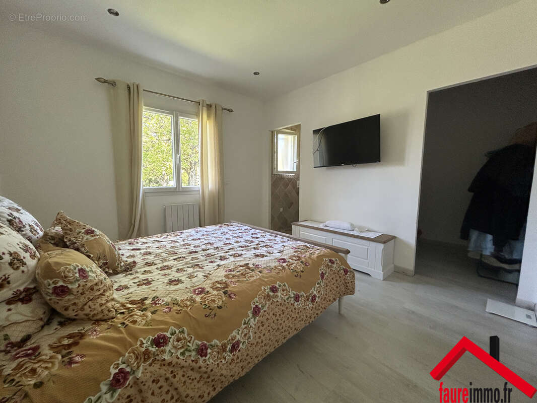 Maison à TERRASSON-LAVILLEDIEU