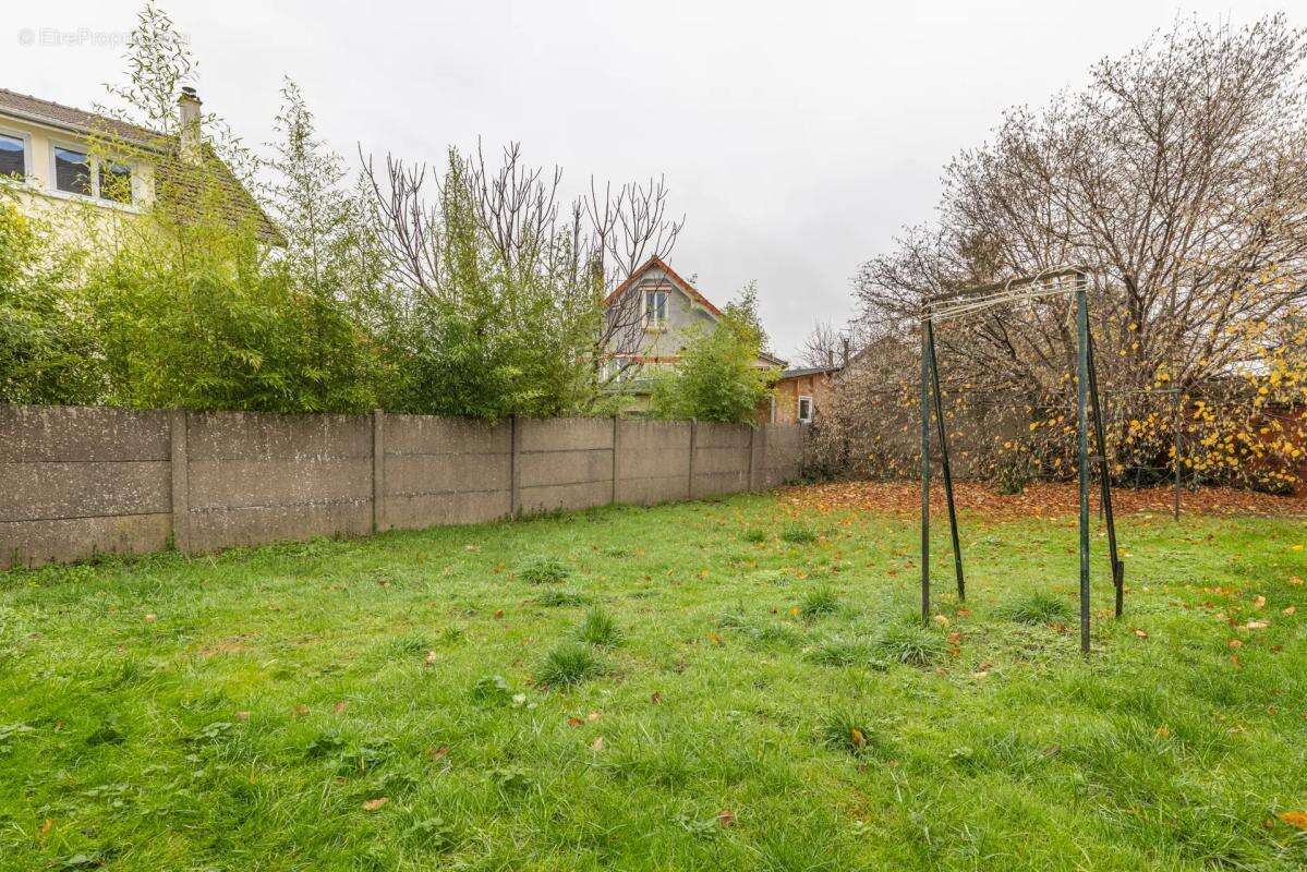 Appartement à LIMEIL-BREVANNES