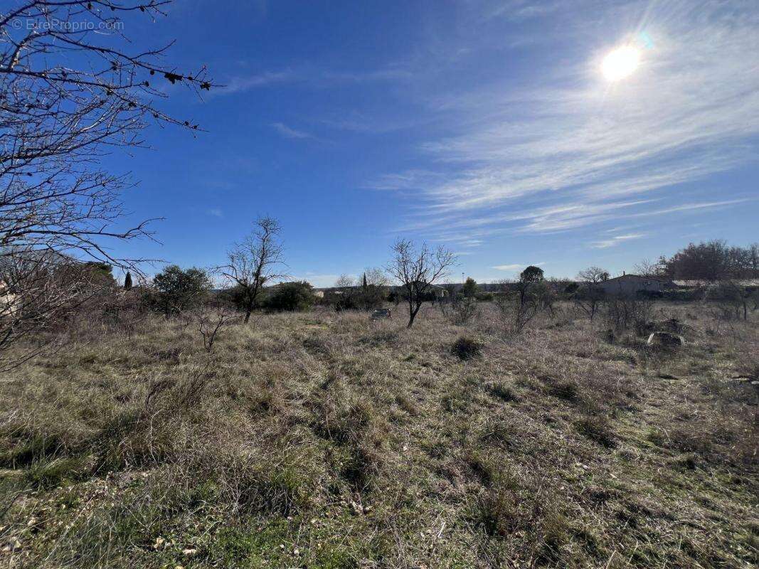 Maison à LA CALMETTE