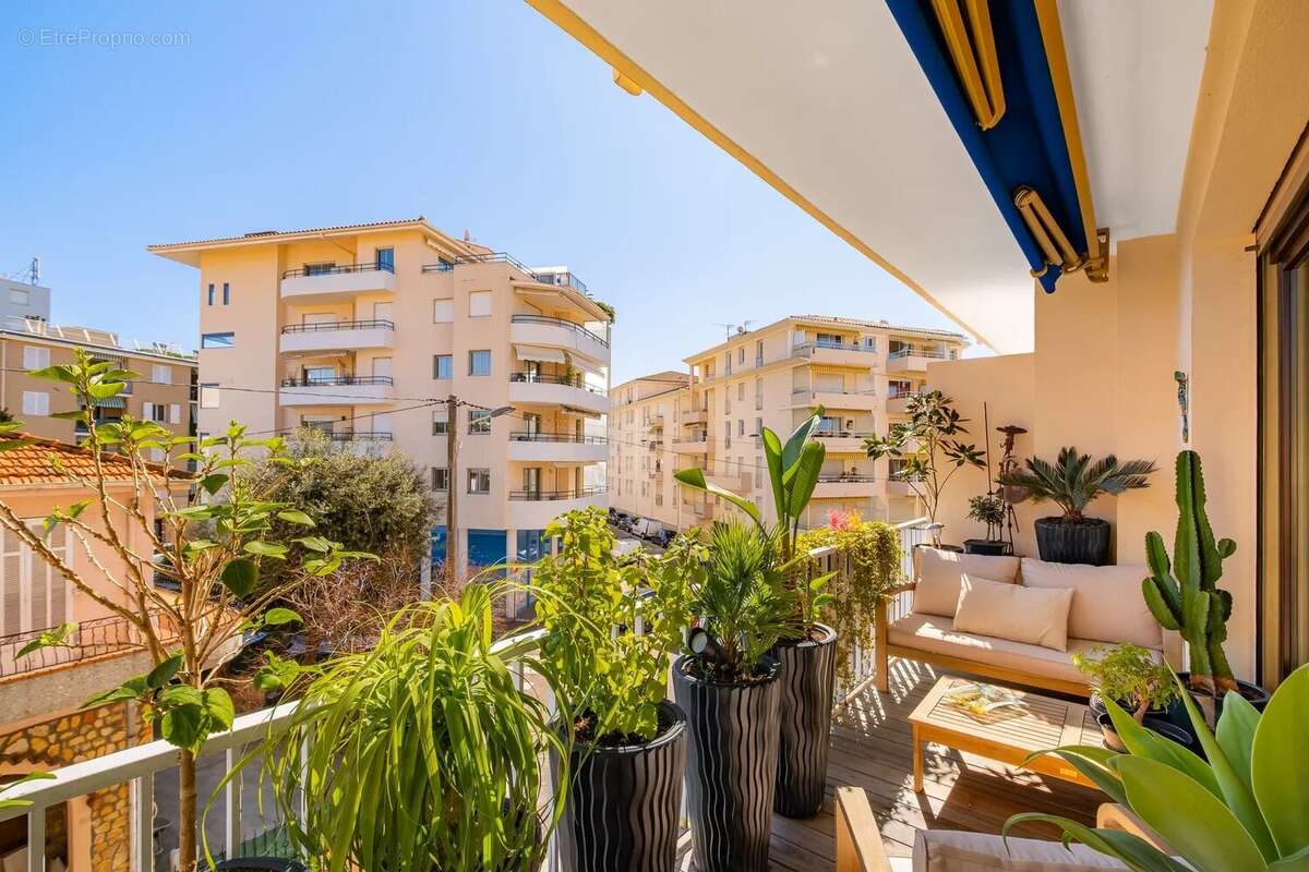 Appartement à CANNES