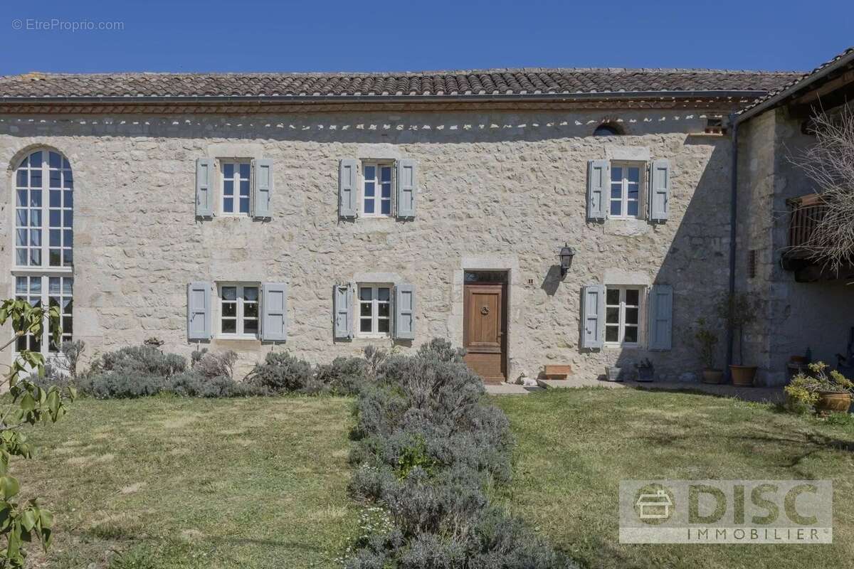 Maison à VIEUX