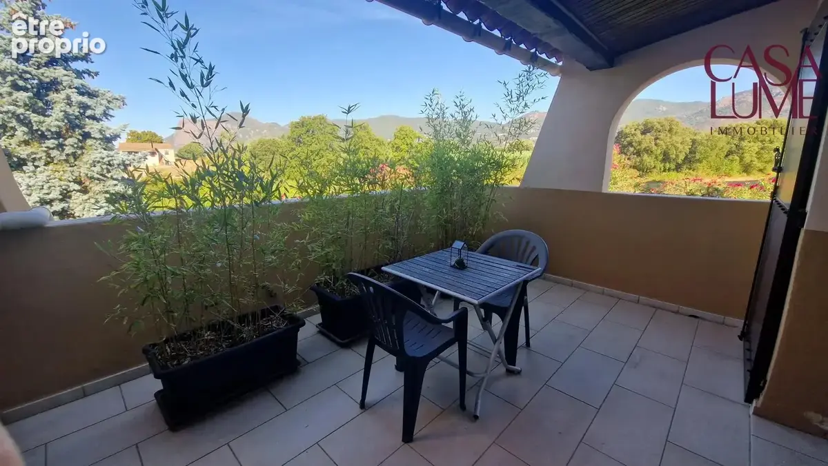 Villa F6 + F2/3 avec piscine et 4200 m² de terrain - photo 14