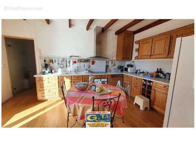 Maison à SAINT-CHINIAN