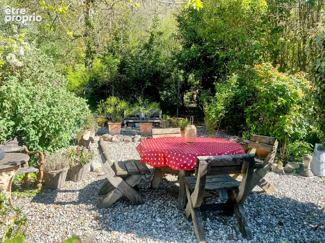 Maison en pierre rénovée avec vues des montagnes - photo 2