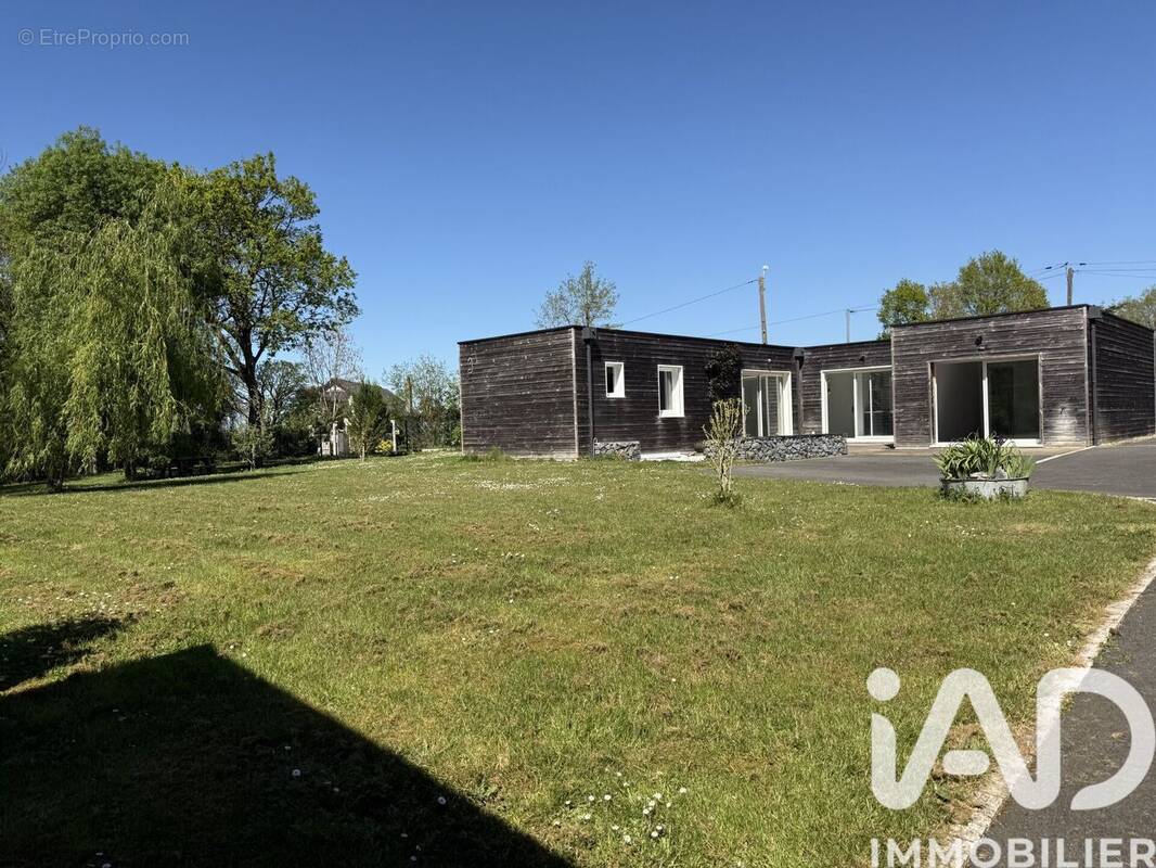 Photo 1 - Maison à CHAUMONT-SUR-LOIRE