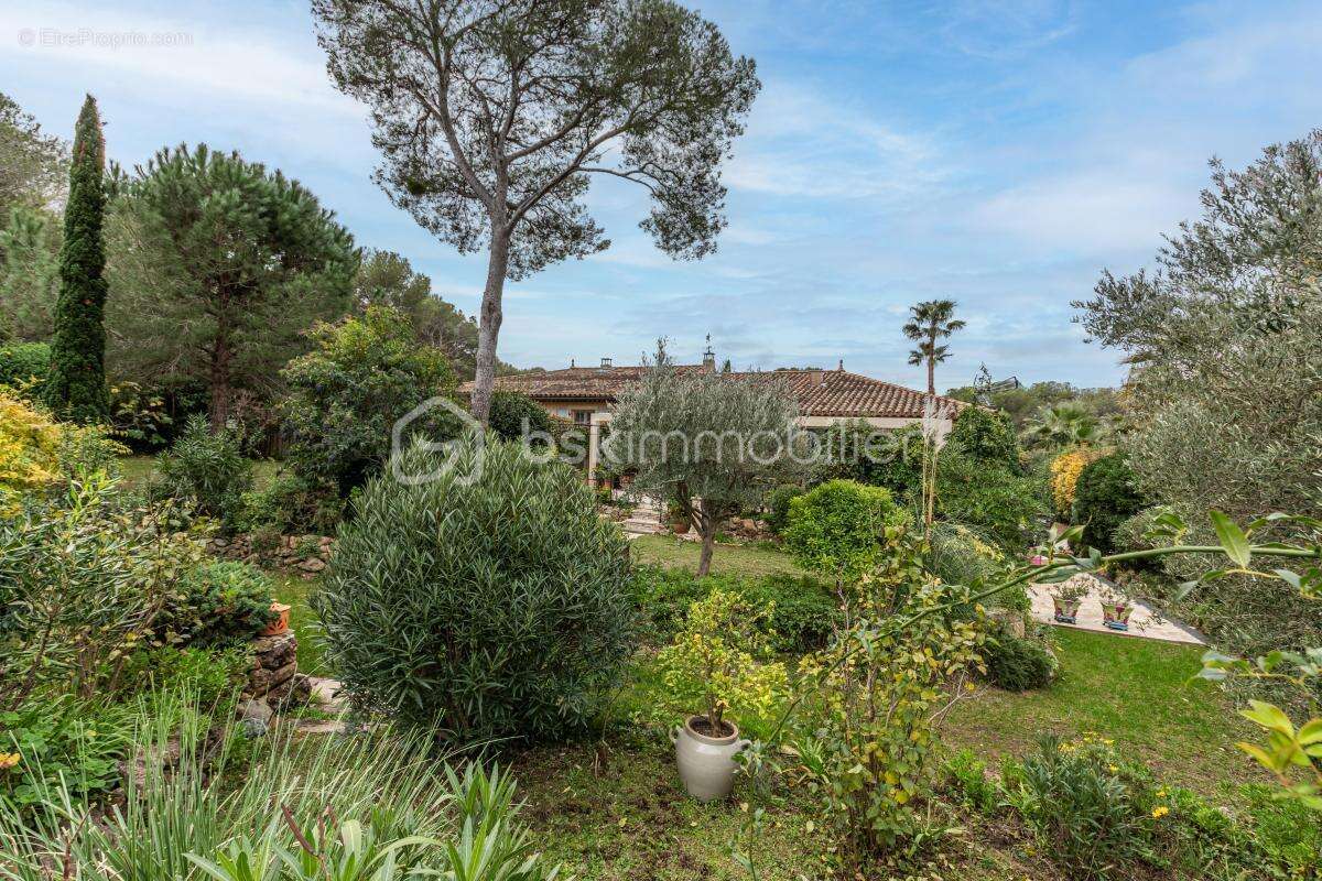 Maison à SAINT-RAPHAEL