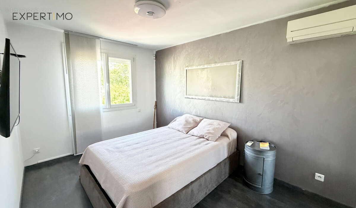 Appartement à LA TRONCHE