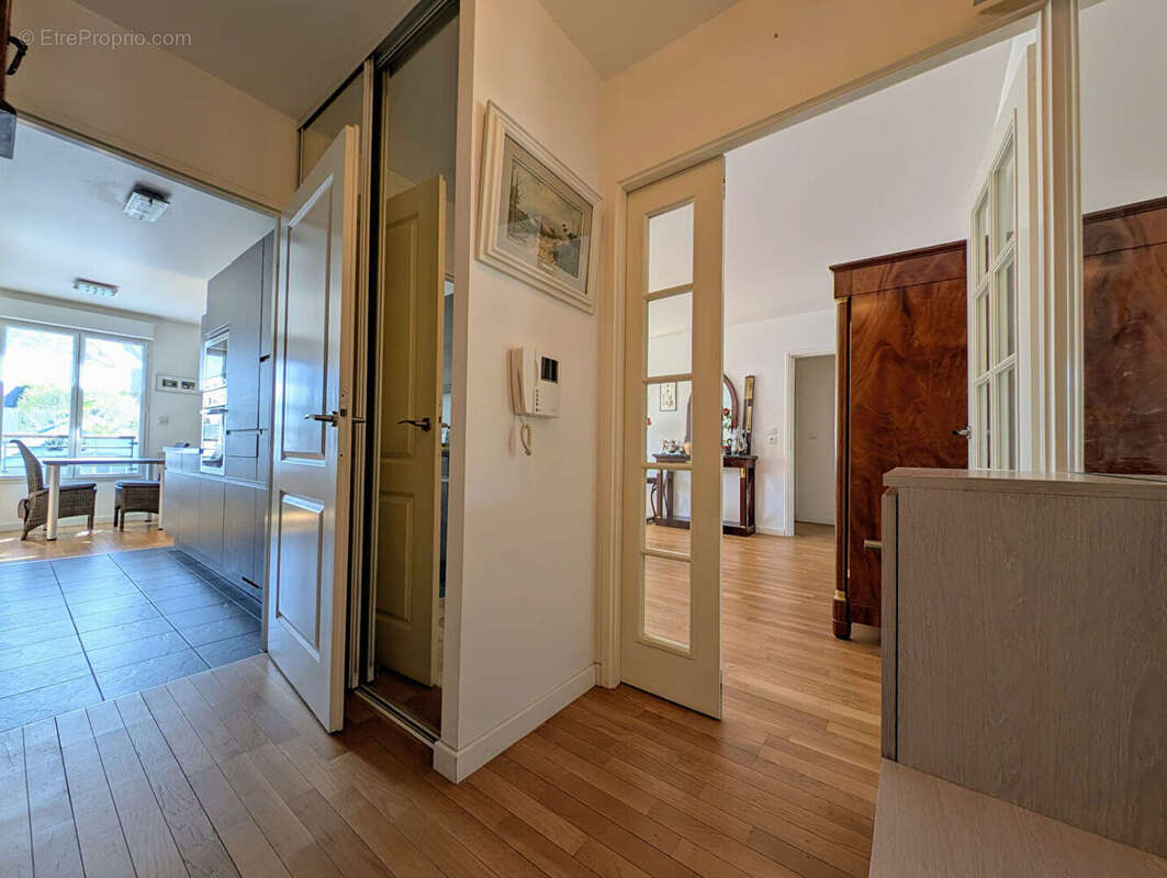 Appartement à MAISONS-LAFFITTE