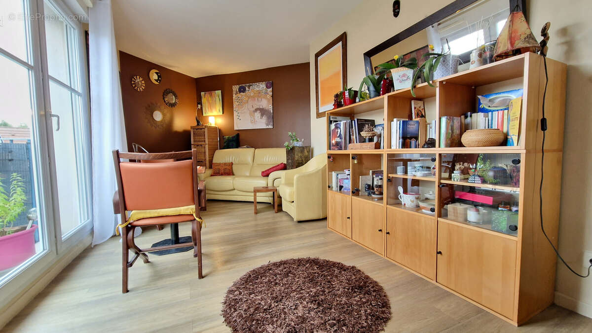 Appartement à ROISSY-EN-FRANCE