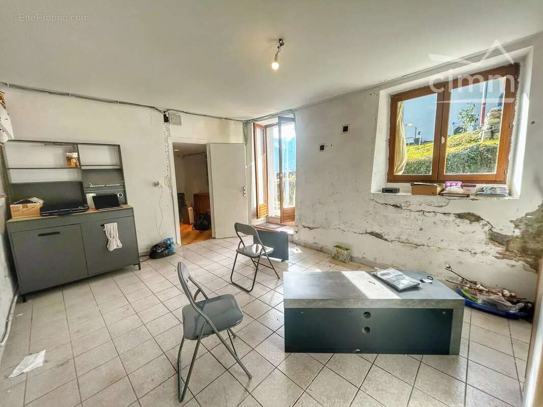 Maison à LA TERRASSE