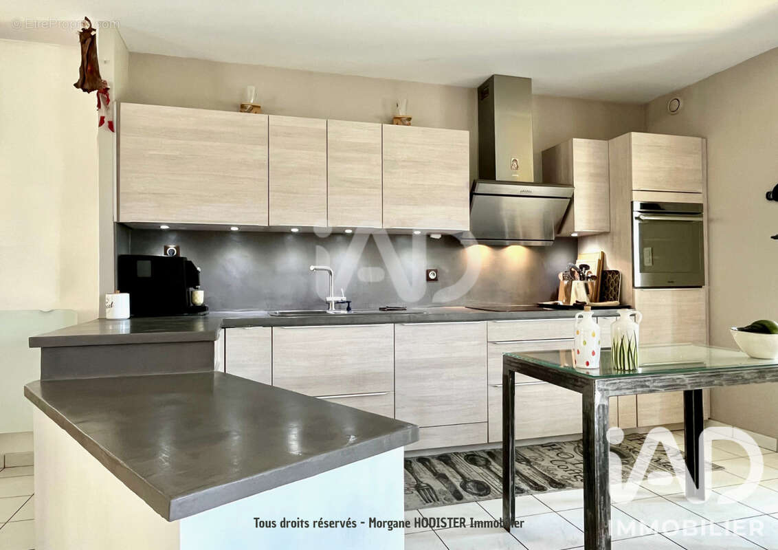 Maison 211 m² à Dom-Le-Mesnil  - photo 7