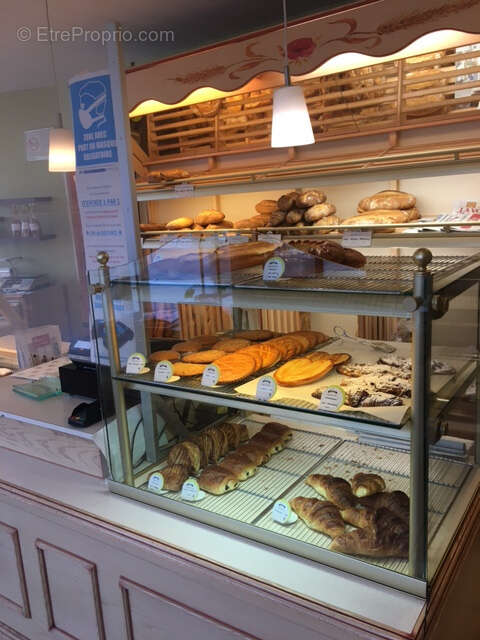 Commerce à SAINT-SATUR